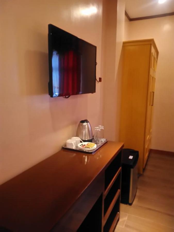 Royal Mansion Hotel Tabaco Eksteriør bilde